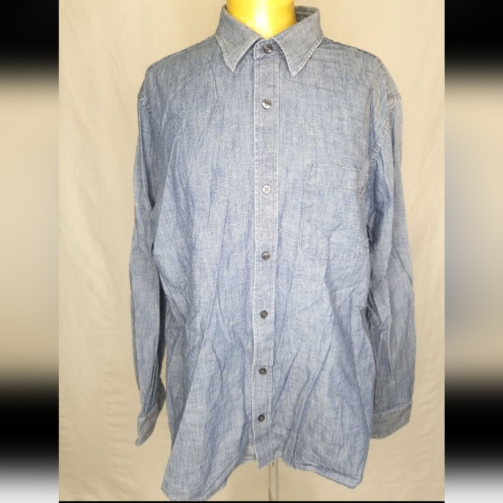 Banana Republic slim fit denim shirt
